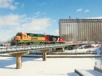 BNSF 2262 leads CN 500 into the Port of Montreal, with CN 4951 trailing. The BNSF unit replaced CN 4901 earlier this week.