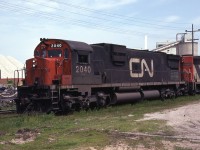 CN 2040 sitting by the old CN station awaiting its return to Mac yard.
Just shows that anything could turn up in Midland!