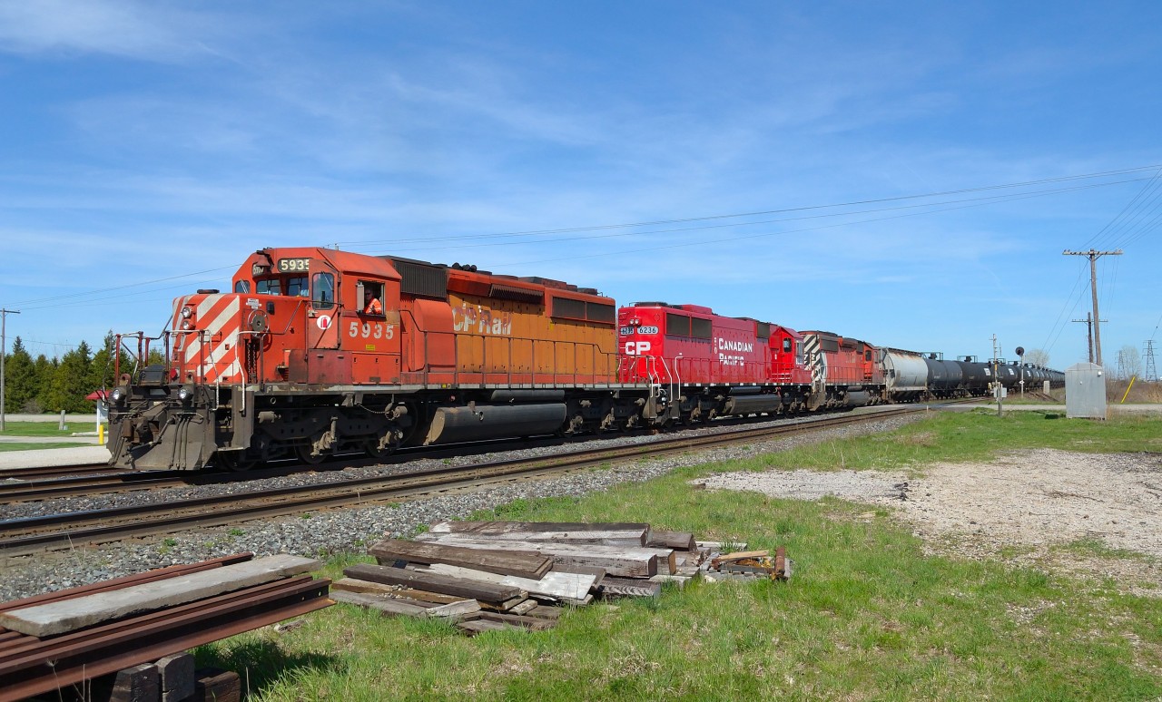 Railpictures.ca - Jay Butler Photo: CP 641 sporting all EMD for power ...
