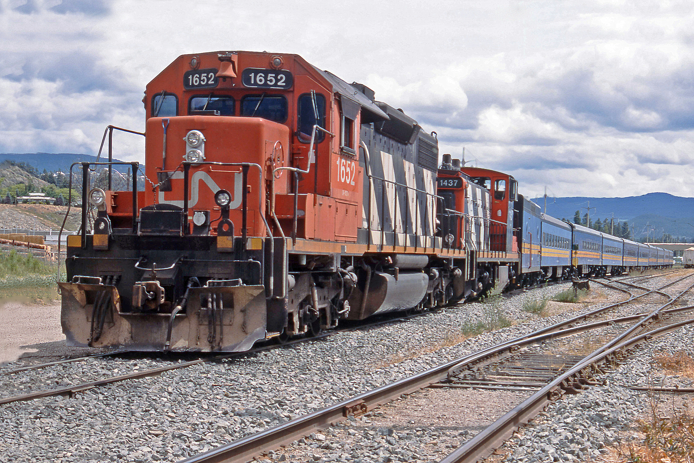 38 2. Gp38-2.