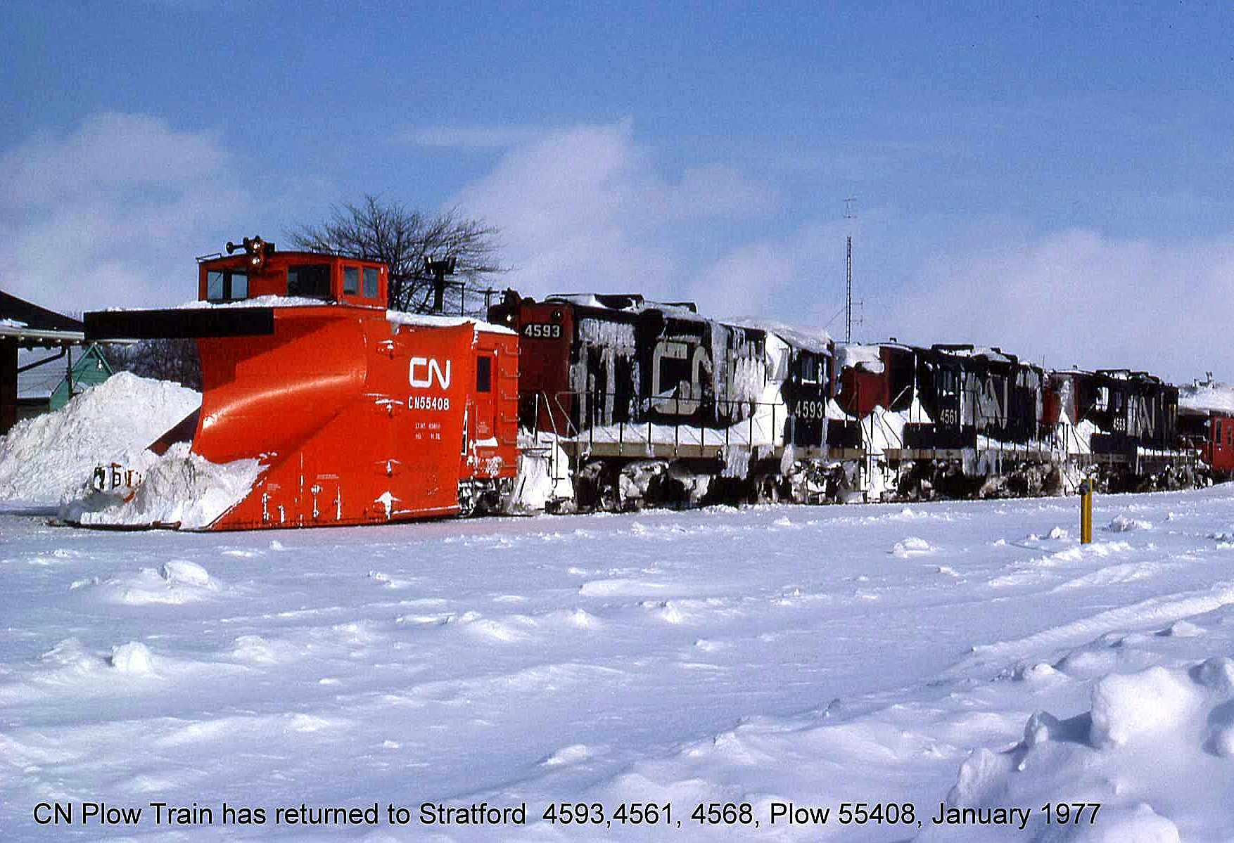 Railpictures.ca - Bill Thomson Photo: After a day of plowing in Ontario ...