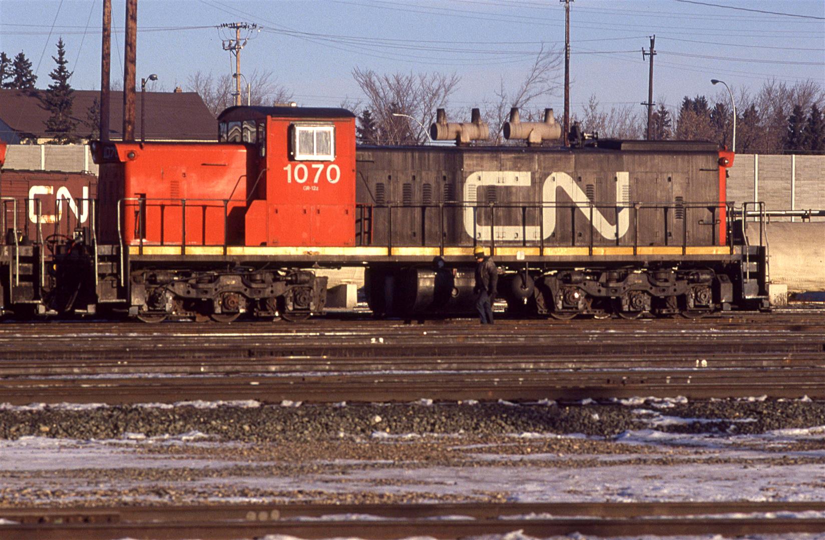 Railpictures.ca - Steve Young Photo: CN 1070, a GMD-1 waits its next ...