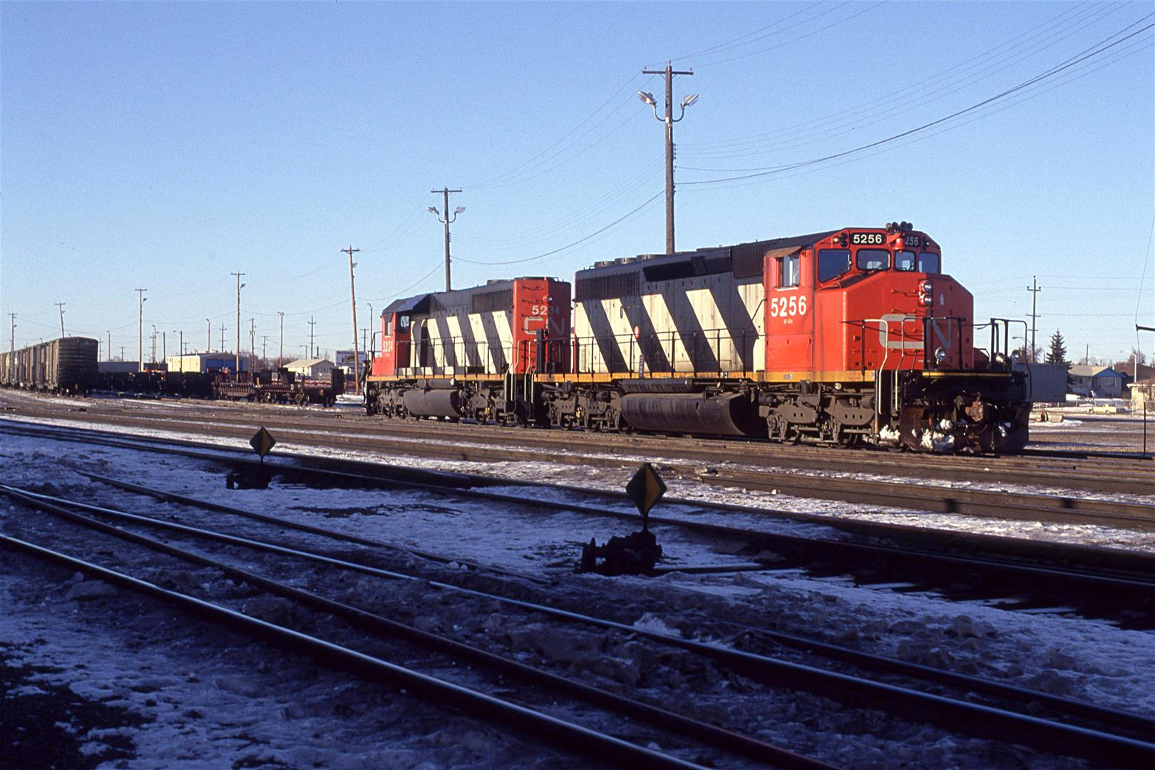 Railpictures.ca - Steve Young Photo: Virtually all power in incoming ...