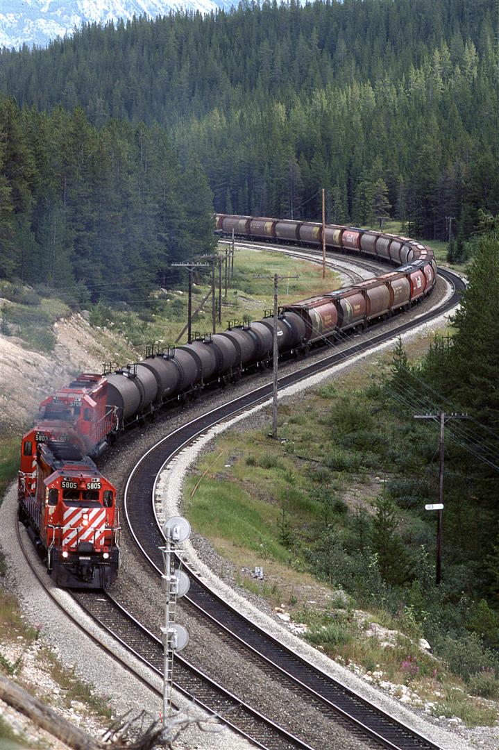 Railpictures.ca - Steve Young Photo: In order to show my railfan ...