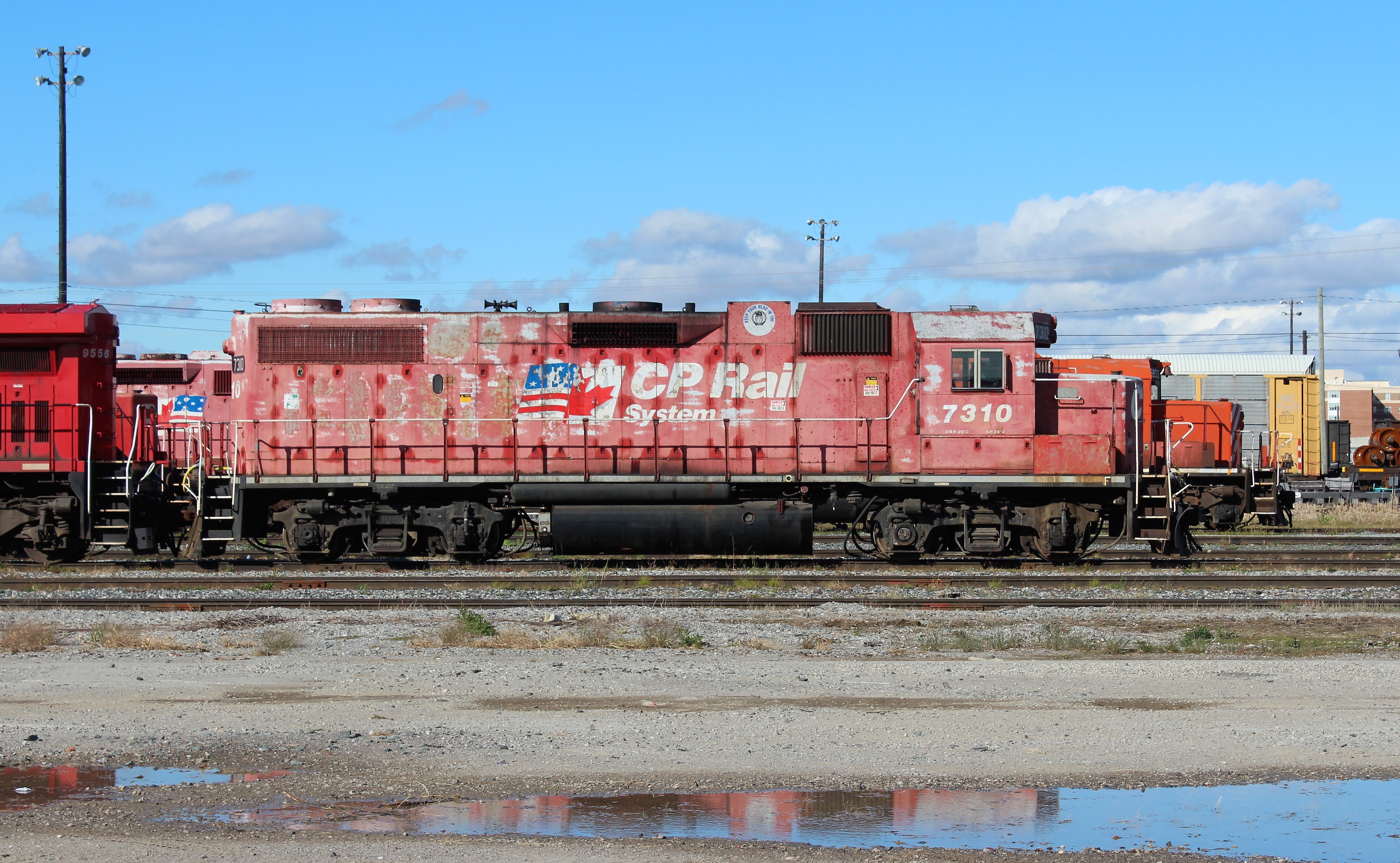 Railpictures.ca - Paul Santos Photo: CP 7310 aka “Train 118″ is ready ...