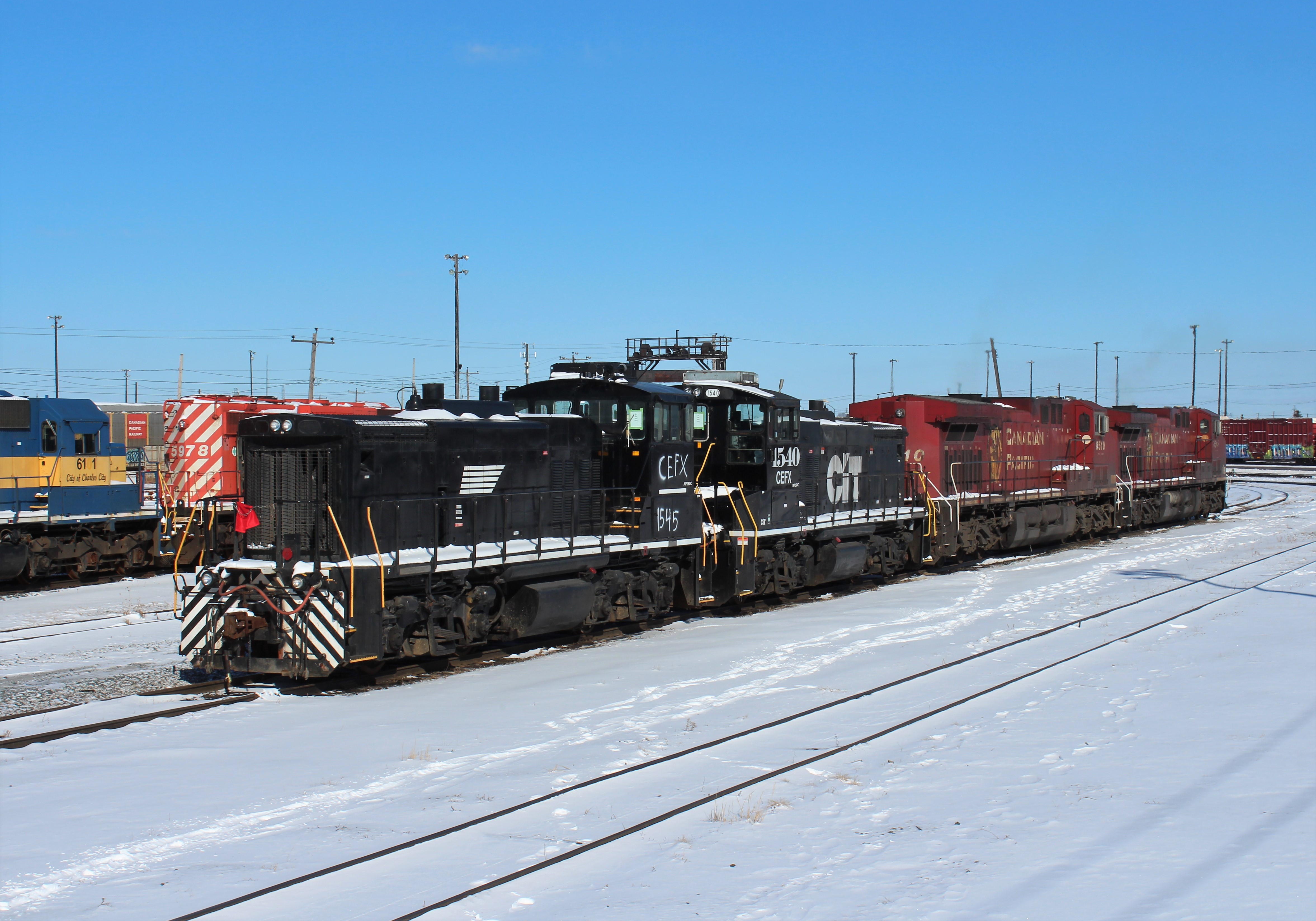 Railpictures.ca - Paul Santos Photo: A pair of ex Norfolk Southern ...