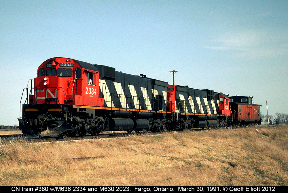 Railpictures.ca - Geoff Elliott Photo: A late CN Train #380 runs as a ...